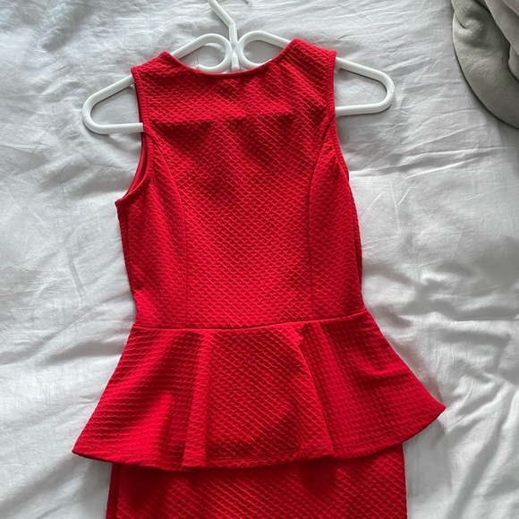 MINI RUFFLE DRESS😍 - Picture 2 of 3